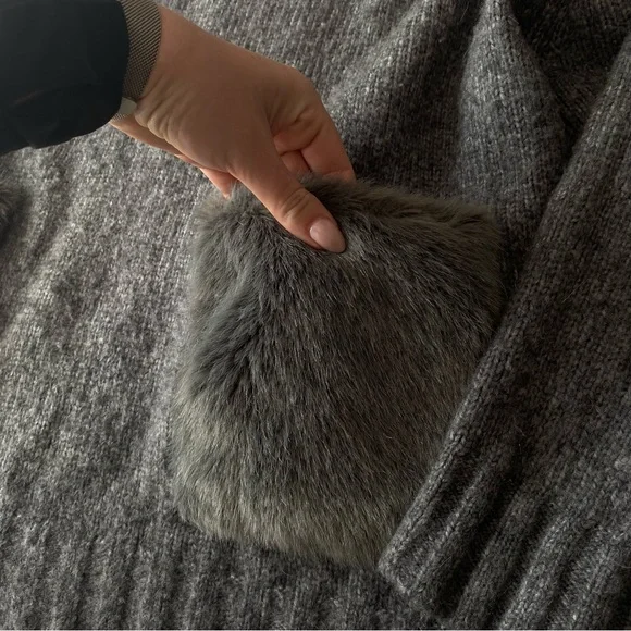 Zara Oversized Chunky Knit Sweater with Pockets - Picture 3 of 6